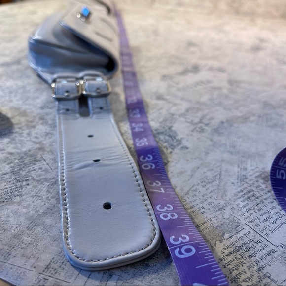 BVNDI Cream Leather Fanny Double Pack Bag - Picture 8 of 10